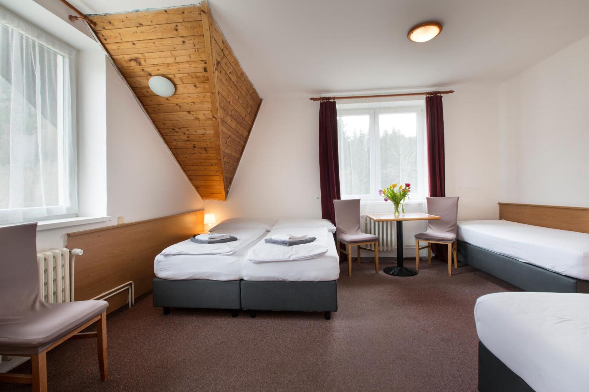 Hotel Harrachov Inn Exterior photo